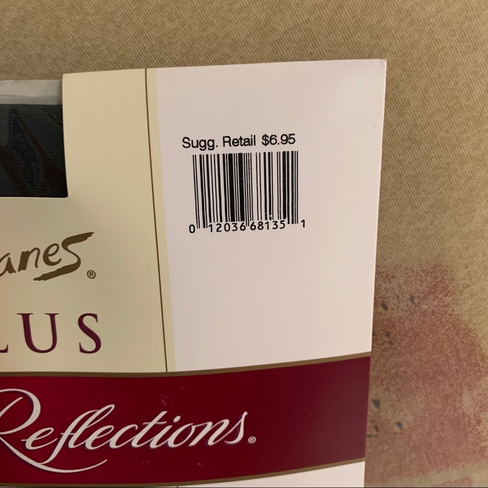 SILK REFLECTIONS - Hanes - SILKY SHEER - Set of 2 - Picture 5 of 5